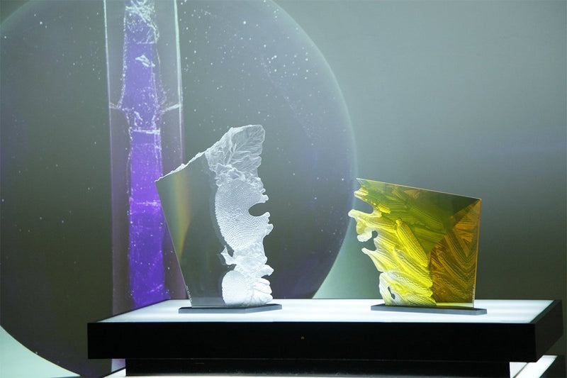 一線光明：柯林·里德（Colin Reid）和三代英國窯玻璃藝術家