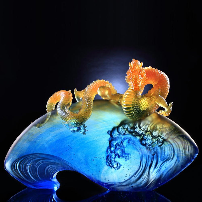 Crystal Mythical Creature, Dragon, The Space Between Heaven and Earth - LIULI Crystal Art