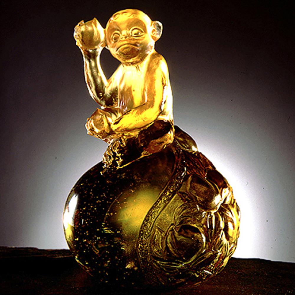 -- DELETE -- Monkey Figurine (Longevity) - "Fruits of Reality" - LIULI Crystal Art