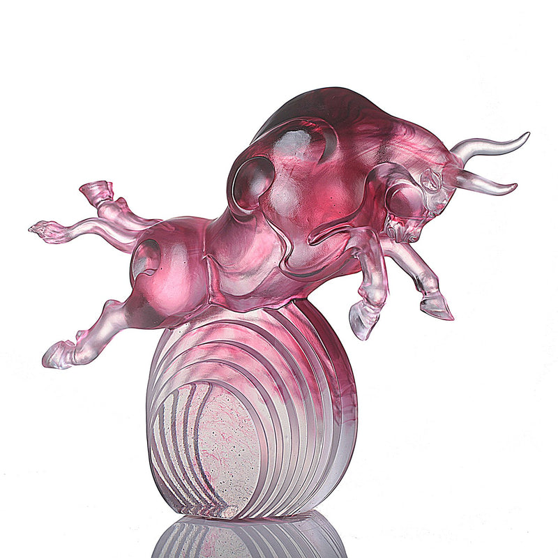 LIULI Crystal Art Ox Sculpture Rise Above